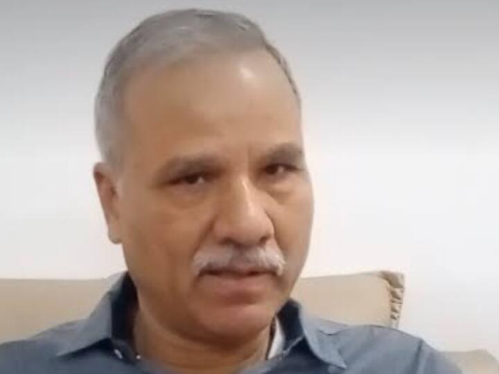 Rajasthan: डीजीपी उमेश मिश्रा की अपराधियों को सख्त चेतावनी, कहा- 'या तो सुधर जाओ या फिर प्रदेश...' Rajasthan DGP Umesh Mishra DGP Umesh Mishra gave strict warning to criminals Ann Rajasthan: डीजीपी उमेश मिश्रा की अपराधियों को सख्त चेतावनी, कहा- 'या तो सुधर जाओ या फिर प्रदेश...'