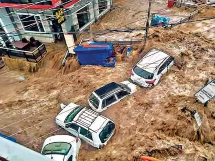 Water became ‘Kaal’, this year’s monsoon took 624 people to death.  So many deaths happened in Himachal