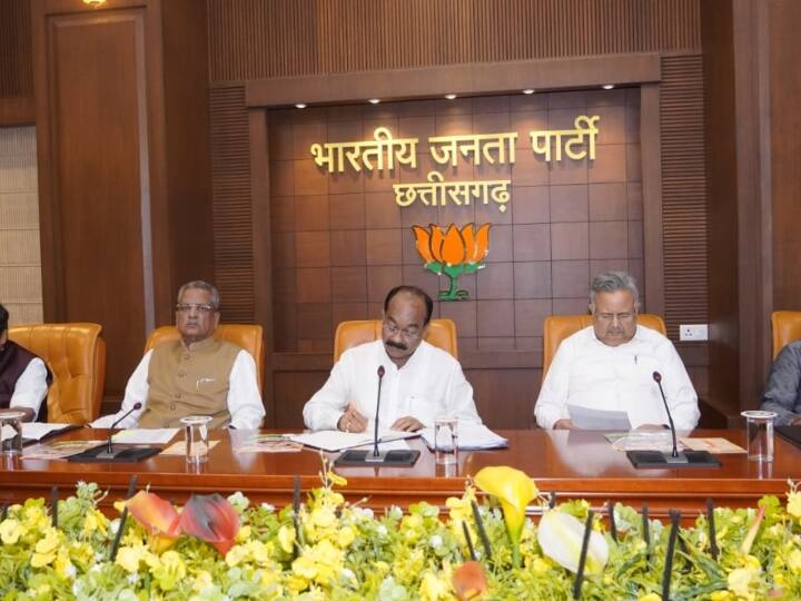 Chhattisgarh Election 2023: बीजेपी ने घोषणा पत्र पर बनाई खास रणनीति, 90 विधानसभा के लिए ये है प्लानिंग Chhattisgarh Assembly Elections 2023 BJP made a strategy regarding manifesto Raipur ann Chhattisgarh Election 2023: बीजेपी ने घोषणा पत्र पर बनाई खास रणनीति, 90 विधानसभा के लिए ये है प्लानिंग