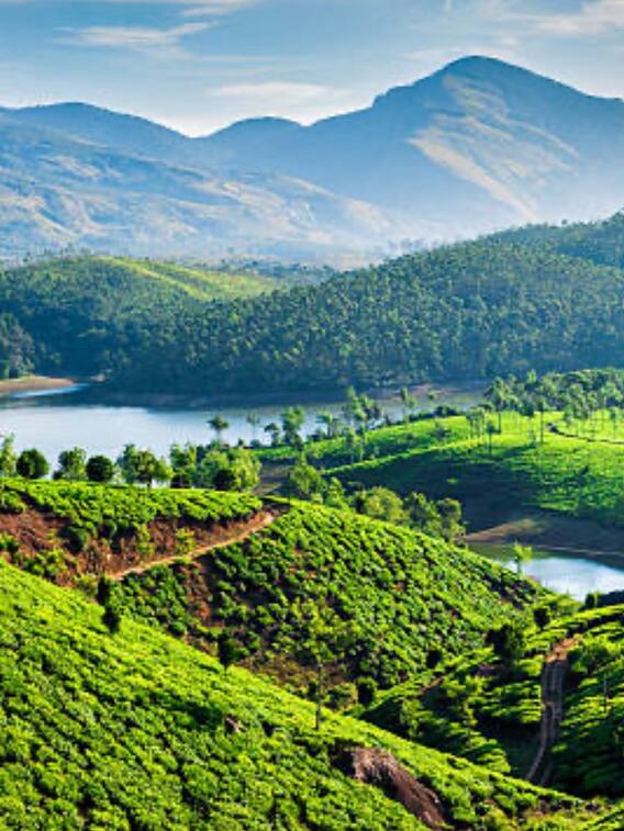 கடவுளின் சொந்த நாட்டில் சுற்றி பார்க்க வேண்டிய இடங்கள்!