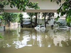 AAP Ministers Inspect Relief Camps As Yamuna Recedes, IMD Predicts More Rain In Delhi Today — Top Points