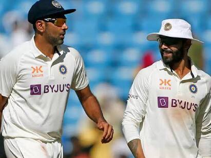 Ashwin - Jadeja as a bowling pair has taken 495 wickets from 48 Tests Matches BCCI Ashwin - Jadeja: சுழலில் மிரட்டும் அஸ்வின் - ஜடேஜா கூட்டணி டெஸ்ட் கிரிக்கெட்டில் மட்டும் 495 விக்கெட்டுகள் வீழ்த்தி அசத்தல்