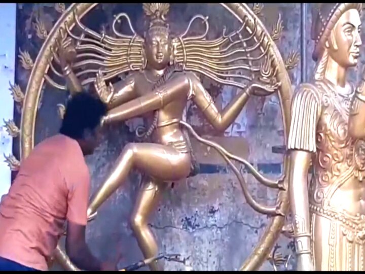 Sirkali: நடராஜர் சாமி சிலை மீது ஏறிய நாகப்பாம்பு.. படம் எடுத்து ஆடியதால் பக்தர்கள் பரவசம்..!