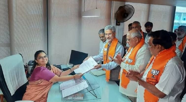 Rajya Sabha Election: All three Rajya Sabha candidates from Gujarat declared uncontested Rajya Sabha Election: ગુજરાતમાંથી રાજ્યસભાના ત્રણેય ઉમેદવારોની બિનહરીફ જીત, કોગ્રેસે ઉભા ના રાખ્યા ઉમેદવાર