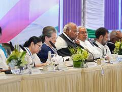 Opposition Party Meet : बंगळूरमध्ये विरोधी पक्षांच्या बैठकीचं सत्र, 'हे' नेते झाले बैठकीमध्ये सहभागी