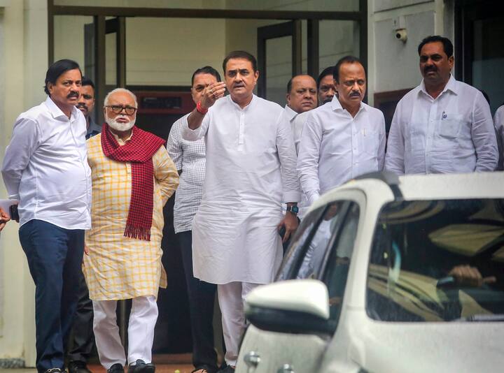 बैठक में शामिल राज्यसभा सदस्य प्रफुल्ल पटेल ने कहा कि वह और अजित पवार मंगलवार को दिल्ली में भारतीय जनता पार्टी (भाजपा) के नेतृत्व वाले राष्ट्रीय जनतांत्रिक गठबंधन (राजग) की बैठक में शामिल होंगे.