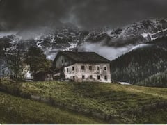 ਕਦੇ ਦੇਖੇ ਹਨ ਅਜਿਹੇ ਘਰ ? ਜਾਣ ਕੇ ਰਹਿ ਜਾਓਗੇ ਹੈਰਾਨ, ਇੱਕ ਤਾਂ ਜਵਾਲਾਮੁਖੀ ਦੀ ਸੁਆਹ ਨਾਲ ਬਣਿਆ