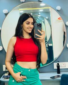 Gadar 2: इंटीमेट वीडियो पर ट्रोल करने वाले यूजर्स को सनी देओल की 'बहू' ने दिया करारा जवाब, बोलीं- ‘मेरे पास कोई शब्द नहीं बचा ’