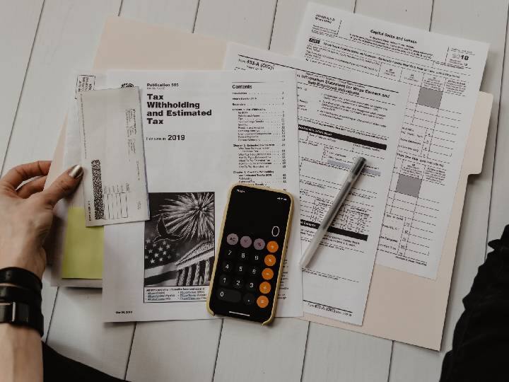 इन्कम टॅक्स रिटर्न (ITR) भरण्याची शेवटची तारीख जवळ आली आहे.