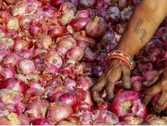 ਜੇਕਰ ਤੁਹਾਡੀਆਂ ਅੱਖਾਂ 'ਚ ਵੀ ਪਿਆਜ ਕੱਟਣ ਵੇਲੇ ਆਉਂਦੇ ਹੰਝੂ...ਤਾਂ ਅਪਣਾਓ ਇਹ ਟਿਪਸ