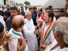 नीतीश संग लालू भी विपक्षी बैठक में शामिल होने जाएंगे बेंगलुरु, CM के 'मास्टर प्लान' पर होगी चर्चा