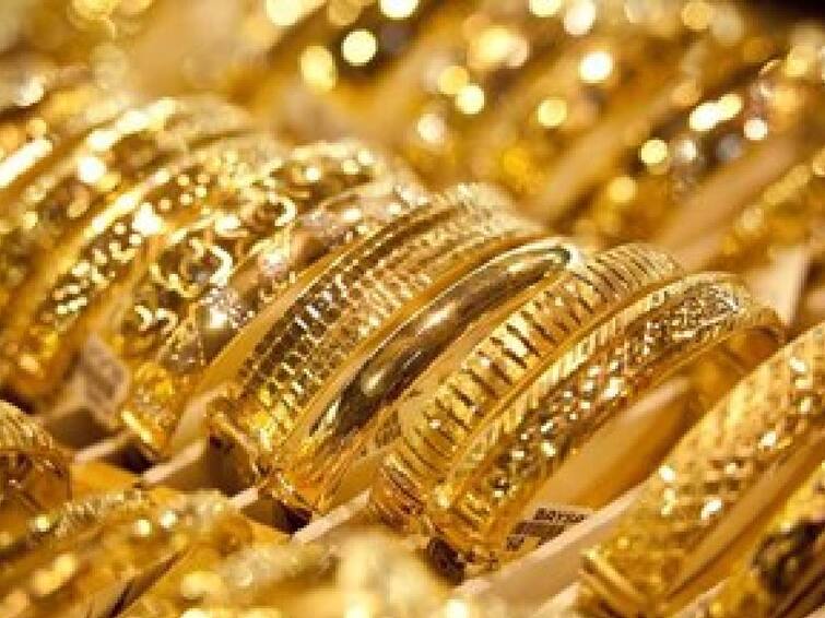 Latest  Gold Silver Rate Today 17 July 2023 know gold price in your city chennai coimbatore trichi bangalore Latest Gold Silver Rate Today 17 July 2023: ஹேப்பி நியூஸ் மக்களே.. தங்கம் வாங்க இதுதான் சரியான நேரம்.. சவரன் எவ்ளோ தெரியுமா?