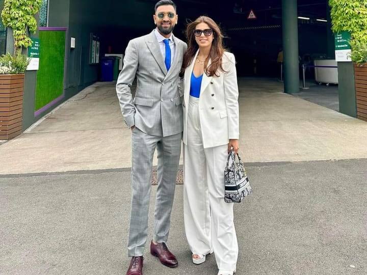 Indian Cricket Team Player Krunal Pandya With Wife Pankhuri Sharma At Wimbledon Final Latest Sports News Viral: वाइफ पंखुरी शर्मा संग विंबलडन फाइनल देखने पहुंचे क्रुणाल पांड्या, तस्वीरें हुई वायरल