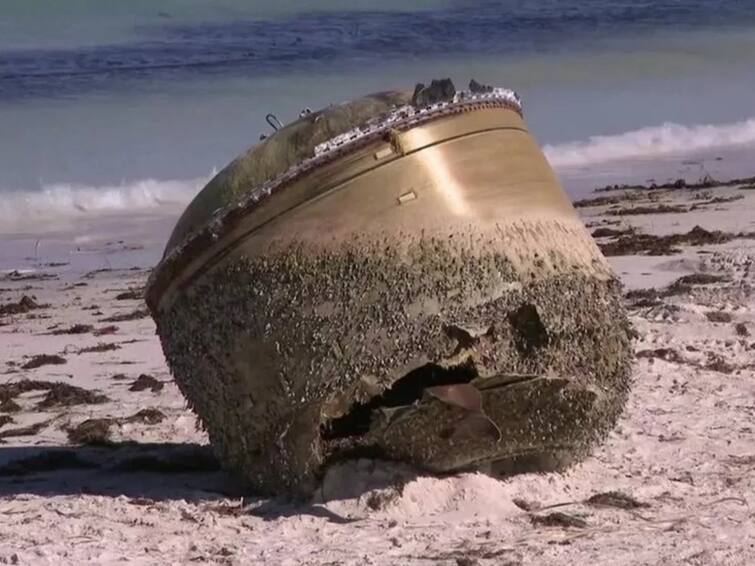 'Unidentified' Metallic Object Washes Up On West Australian Beach, Baffles Authorities: Report 'Unidentified' Metallic Object Washes Up On West Australian Beach, Baffles Authorities: Report