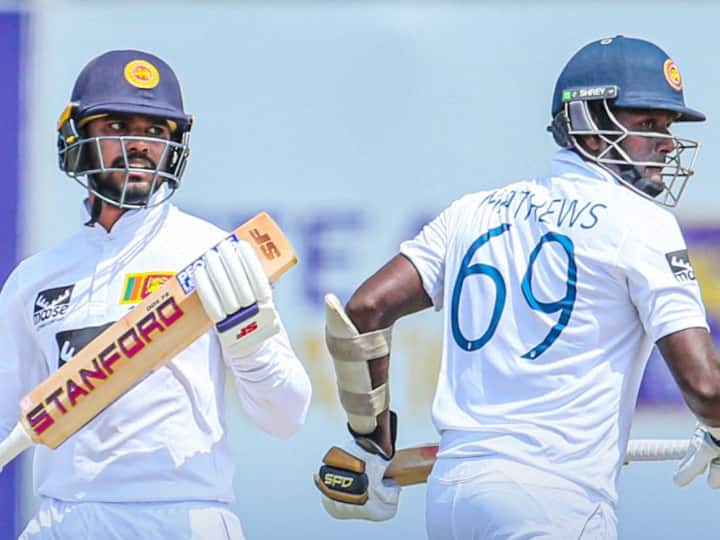 PAK vs SL 1st Test Sri Lanka made 312 runs in first innings against Pakistan Dhananjaya de Silva made hundred PAK vs SL 1st Test: पहली पारी में श्रीलंका ने बनाए 312 रन, धनंजय डी सिल्वा ने जड़ा 10वां टेस्ट शतक