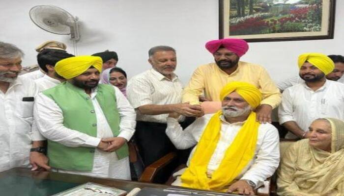 Punjab State Electricity Corporation Director Jasbir Singh Sur Singh assumed his post ਪੰਜਾਬ ਰਾਜ ਬਿਜਲੀ ਨਿਗਮ ਦੇ ਡਾਇਰੈਕਟਰ ਜਸਬੀਰ ਸਿੰਘ ਸੁਰ ਸਿੰਘ ਨੇ ਸੰਭਾਲਿਆ ਆਪਣਾ ਅਹੁਦਾ