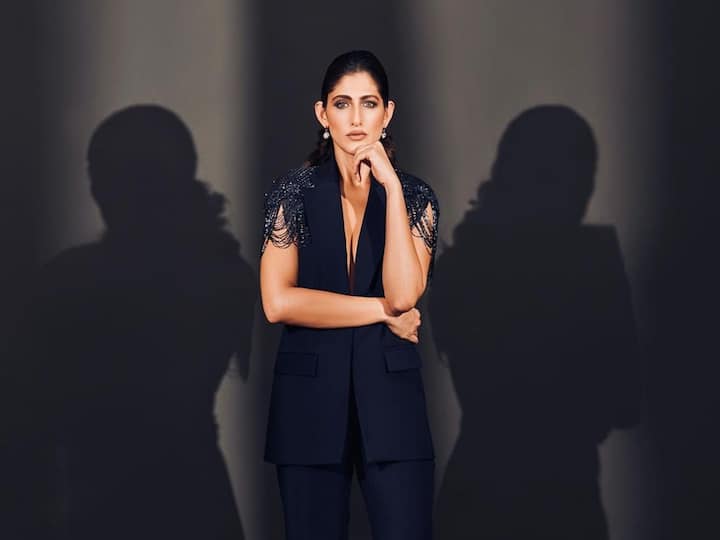 Recently, Kubbra Sait shared a bunch of pictures from her promotion diaries of The Trial that have us in awe of her.