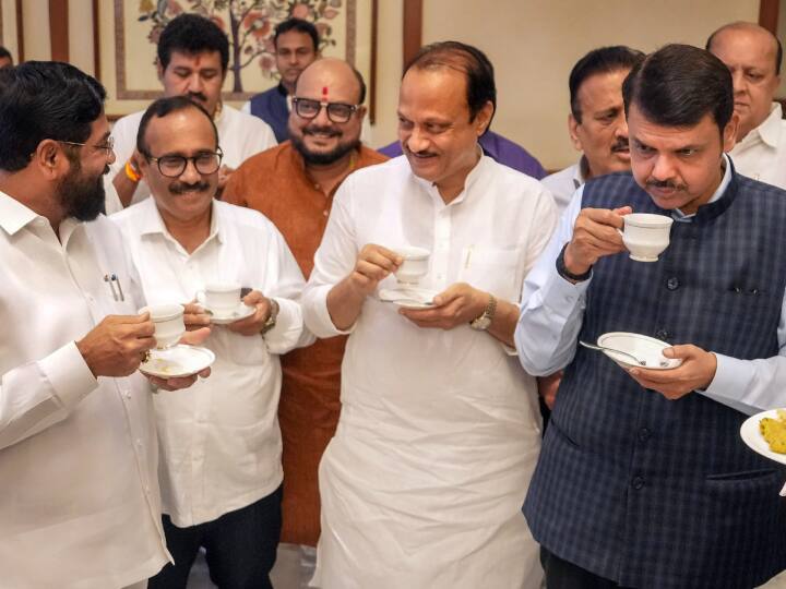 Maharashtra Assembly Monsoon Session Ajit Pawar Sharad Pawar Eknath Shinde Devendra Fadnavis face to face after rebellion in NCP Maharashtra Assembly Session: NCP के विभाजन के बाद कैसी होगी विधानसभा की तस्वीर, अजित पवार के सत्ता में आने से कितना पड़ेगा फर्क?