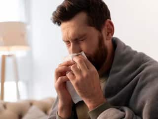 Health Tips : पावसाळ्यात वाढतो 'या' आजारांचा धोका; जाणून घ्या स्वतःचा बचाव कसा कराल?