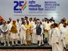 NDA Meeting Delhi : दिल्लीमध्ये एनडीएच्या बैठकीचं सत्र, पंतप्रधान मोदी आणि मित्रपक्षातील नेत्यांची भेट
