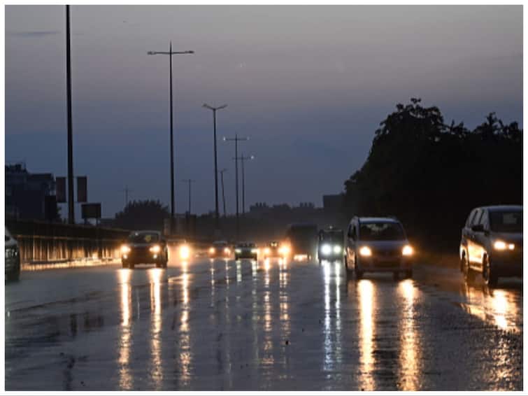 monsoon rain updates delhi ncr flood waterlogging july 18 fresh spell Delhi-NCR Gets Fresh Spell Of Rain After Days Of Flood Fury