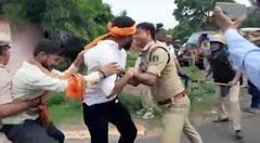 भाजपा के नेताओं ने कांग्रेस विधायक देवेंद्र यादव के घर का किया घेराव, बीजेपी ने लगाया यह आरोप