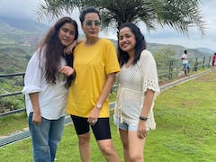 Kamya Punjabi Shares Monsoon Photo Dump With Friends; See