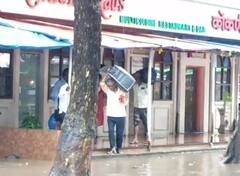Rain : मुंबईसह ठाण्यात मुसळधार पाऊस, वाहतुकीवर परिणाम