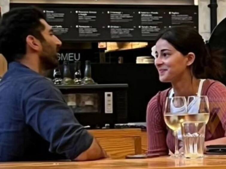 Ananya Panday And Aditya Roy Kapur Can’t Take Their Eyes Off Each Other In This Viral Pic From Portugal Ananya Panday And Aditya Roy Kapur Can’t Take Their Eyes Off Each Other In This Viral Pic From Portugal