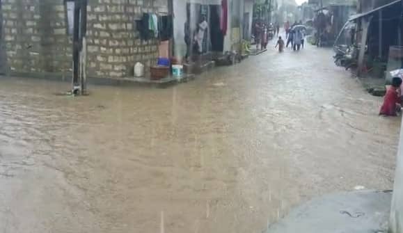 Sutrapada in Gir Somnath received 14 inches of rain Gir Somnath: સુત્રાપાડામાં આભ ફાટ્યું,  14 ઈંચ વરસાદ ખાબકતા જ્યાં જુઓ ત્યાં પાણી 