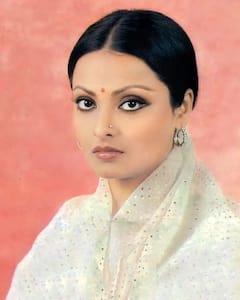 Bollywood Kissa: कभी इस एक्टर ने रेखा को कहा था ‘काली’ ‘मोटी’ 'फुहड़', फिर उन्हीं के साथ  17 फिल्मों में किया काम