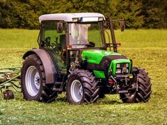 जानिए कैसे लेते हैं ट्रैक्टर पर सरकारी लोन, अप्लाई करने से पहले यहां सब जानें