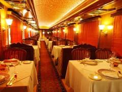 ਕਿਸੇ ਮਹਿਲ ਤੋਂ ਘੱਟ ਨਹੀਂ ਇਹ ਰੇਲਗੱਡੀਆਂ, ਤਸਵੀਰਾਂ 'ਚ ਦੇਖੋ ਦੇਸ਼ ਦੀਆਂ ਸਭ ਤੋਂ ਮਹਿੰਗੀਆਂ ਰੇਲਾਂ