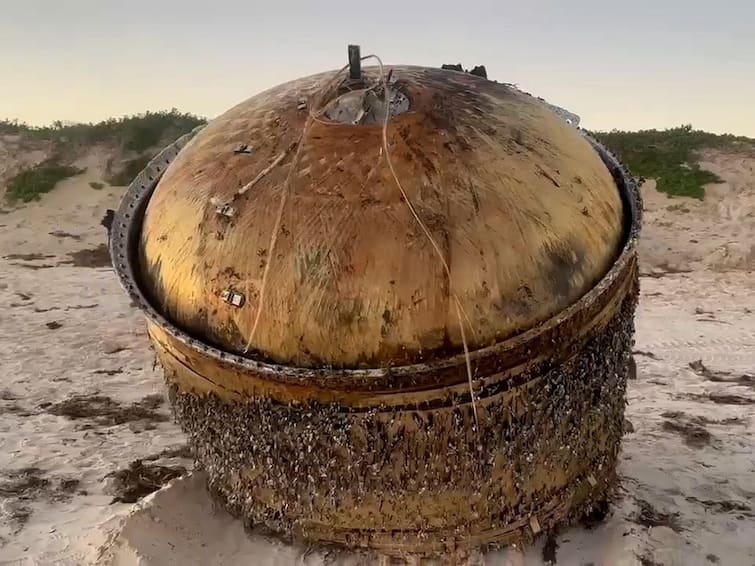Mystery Object Australian Beach Indian Rocket Space Experts Mystery Object Found On An Australian Beach Could Be From A 20-Year-Old Indian Rocket, Say Space Experts: Report