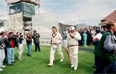 कैसे बच्चों का खेल क्रिकेट बना जेंटलमैन का गेम? पूरी कहानी यहां पढ़ें