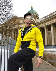 Sahil Khan Photos: फिल्मों से दूर ऐश की जिंदगी गुजारते हैं साहिल ख़ान, एक्टर की फिटनेस उड़ा देगी आपके होश