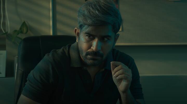 காட்சிகளும் வழக்கமான தமிழ் சினிமாவைப் போல இல்லாமல் வித்தியாசமாக உள்ளது.நிச்சயம் இந்த படம் பிளாக்பஸ்டர் ஹிட் அடிக்கும் என விஜய் ஆண்டனி ரசிகர்கள் தெரிவித்துள்ளனர்.