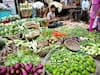 Vegetables Price: மீண்டும் அதிர்ச்சியளித்த தக்காளி.. சின்ன வெங்காயம், உருளையின் நிலவரமும் இதுதான்.. இன்றைய விலை பட்டியல்!