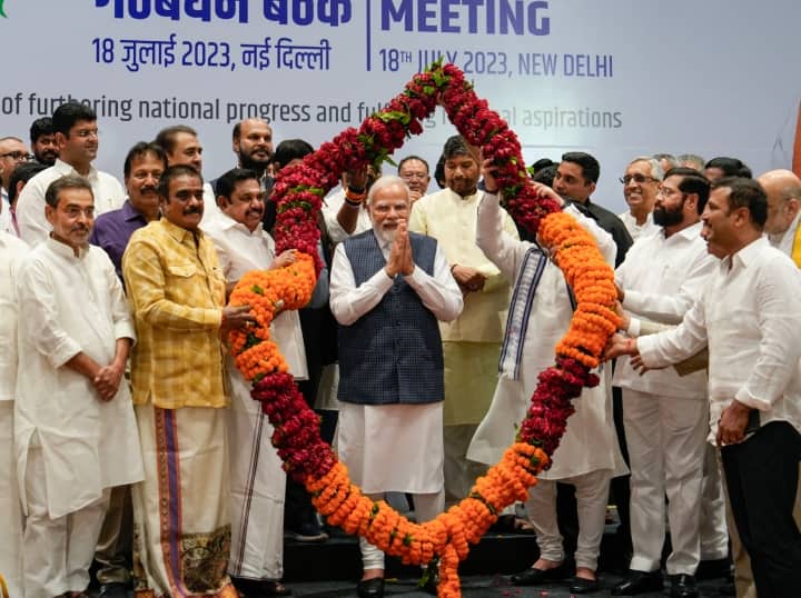Lok Sabha Elections 2024 Opposition parties named their alliance INDIA, PM Modi hits back opposition in NDA meeting in Delhi, 10 highlights लोकसभा चुनाव के लिए 26 विपक्षी दलों ने बनाया 'INDIA', NDA की बैठक में पीएम मोदी बोले- वे कभी सफल नहीं होंगे | बड़ी बातें