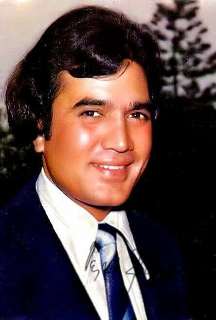 ਧਰਮਿੰਦਰ ਨੂੰ ਇਹ ਗੱਲ ਇੰਨੀਂ ਬੁਰੀ ਲੱਗੀ ਕਿ ਉਹ ਸ਼ਰਾਬ ਪੀਕੇ ਪੂਰੀ ਰਾਤ ਫਿਲਮ ਦੇ ਡਾਇਰੈਕਟਰ ਰਿਸ਼ੀਕੇਸ਼ ਮੁਖਰਜੀ ਨੂੰ ਫੋਨ ਕਰਦੇ ਰਹੇ। ਪਰ ਧਰਮਿੰਦਰ ਨੇ ਇਹ ਫੈਸਲਾ ਕਰ ਲਿਆ ਸੀ ਕਿ ਉਹ ਆਪਣੀ ਕਾਮਯਾਬੀ ਨਾਲ ਇਸ ਬੇਇੱਜ਼ਤੀ ਬਦਲਾ ਲੈਣਗੇ। ਇਸ ਤੋਂ ਬਾਅਦ ਧਰਮਿੰਦਰ ਚੁੱਪਚਾਪ ਆਪਣੇ ਕੰਮ 'ਚ ਲੱਗ ਗਏ।