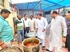 दिल्ली में आपदा पर राजनीति भारी, AAP सरकार की ओर से जारी सहायता राशि को विपक्षी नेताओं ने बताया नाकाफी
