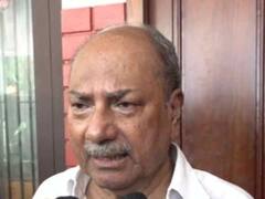 ओमान चांडी के निधन पर भावुक हुए एके एंटनी, 'मेरे लिए लड़की ढूंढी, जिद कर अपने घर में शादी करवाई...'