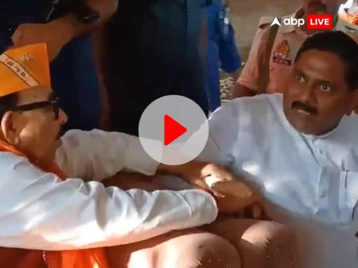 Chandauli Ramesh Jaiswal clashed with district president Union Minister Mahendra Nath Pandey was present UP: चंदौली में जिला प्रभारी-जिलाध्यक्ष से भिड़े मुगलसराय के विधायक, मौजूद थे केंद्रीय मंत्री महेंद्र नाथ पांडेय
