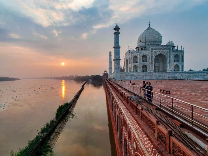 Yamuna River Water Level reaches Taj Mahal in Agra can it harm the monument tell ASI Taj Mahal: ताजमहल तक पहुंचा यमुना का पानी, क्या अब स्मारक को इससे पहुंच सकता है नुकसान?