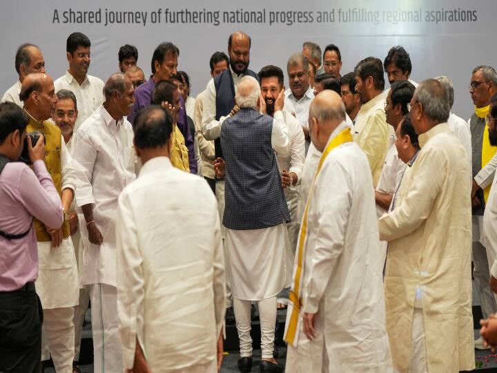 मोदी सरकार के दूसरे कार्यकाल के दौरान यह राजग की इस स्तर की पहली बैठक है.