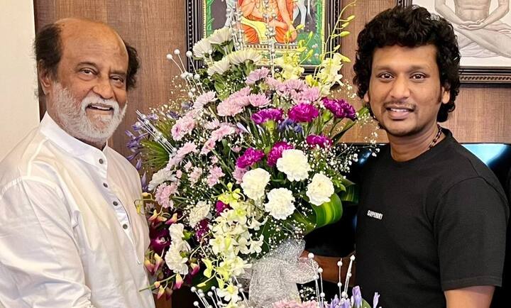 ரஜினியுடன் இணைந்து படம் எடுப்பீர்களா என்று கேட்ட போது, “அப்டேட் வந்து.. தயாரிப்பு நிறுவனமிடம் இருந்து வரும். நான் எதுவும் சொல்லமுடியாதுல..”என கூறினார் லோகேஷ்.