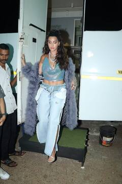 Nora Fatehi Pics: कटी-फटी जींस के साथ डीपनेक टॉप पहनकर नोरा फतेही ने ढाया कहर, तस्वीरों ने मचाया इंटरनेट पर बवाल
