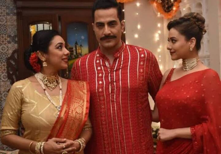 वहीं टीवी के मोस्ट पॉपुलर शो ‘अनुपमा’ टीआरपी लिस्ट में नंबर दो की पोजिशन हासिल कर पाया है. इस शो को 70 रेटिंग मिली है.