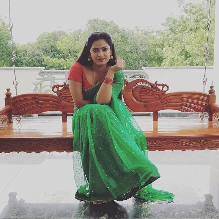 గుప్పెడంత మనసు’ సీరియల్‌లో రిషి(ముఖేష్ గౌడ) ఫ్రెండ్ గా నటిస్తోన్న ఏంజెల్ అసలు పేరు అవంతిక మున్ని..ఊరు కాకినాడ.