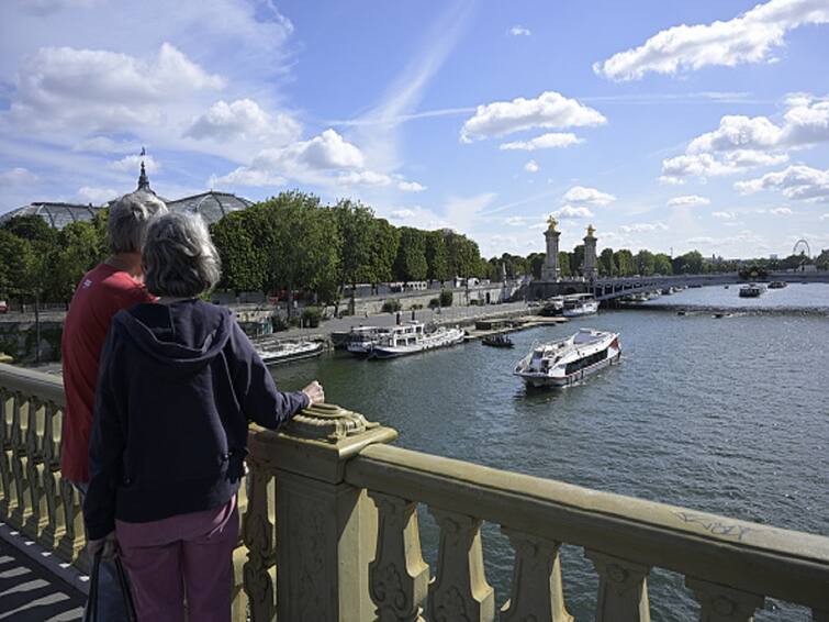 French Tourism Suffers Blow As Droughts Worsen Paris Rafting And Kayaking Activities At Risk French Tourism Suffers Blow As Droughts Worsen, Rafting And Kayaking Activities At Risk